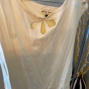 Effie’s Heart- Women’s XL Beige top